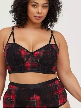 🆕 Torrid red plaid strappy bra, size 3